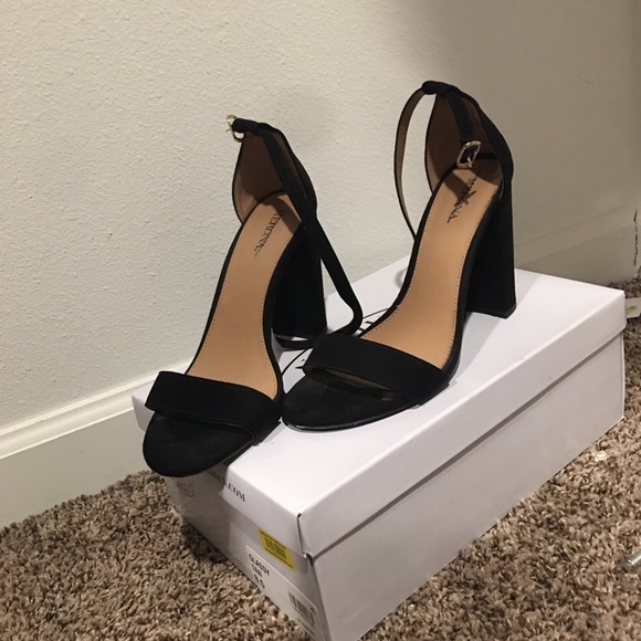 block heel - Picture 2 of 2